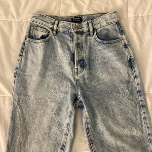 Size 26 Playboy by PacSun Light Wash Highwaisted Straight Jeans